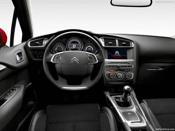 Citroen-C4-2015-800-2f