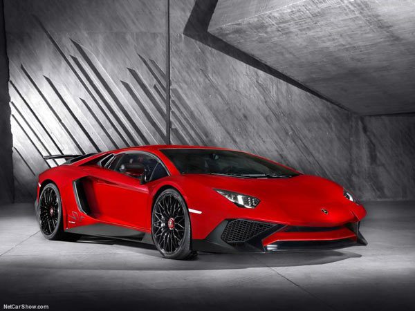 Lamborghini-Aventador_LP750-4_SV-2016-800-07