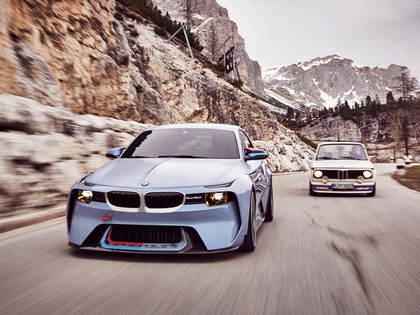 bmw-2002-hommage-0-