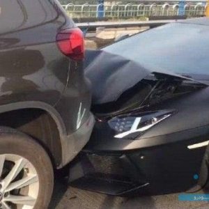 برخورد پرحاشیه لامبورگینی آوانتادور با فولکس‌واگن تیگوآن در چین!