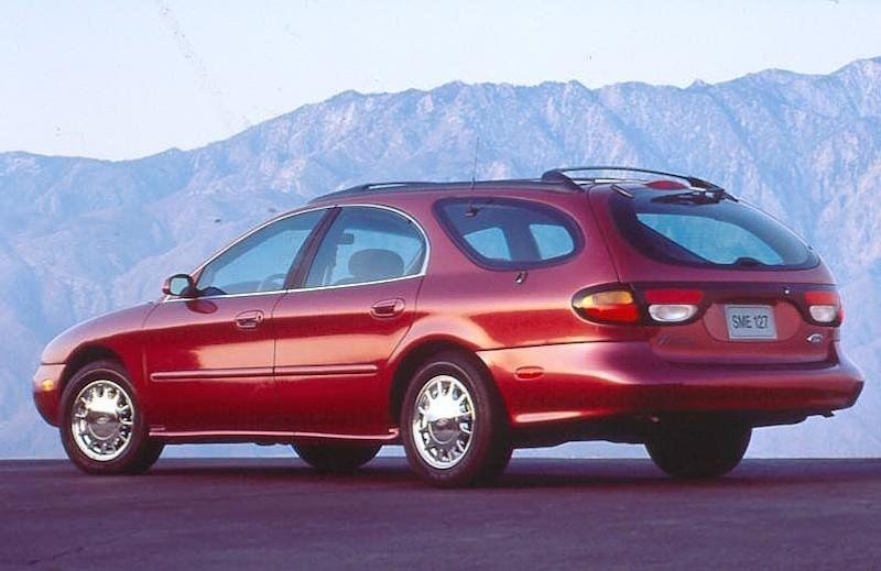 1996-taurus-station-wagon-red-3-4-rear