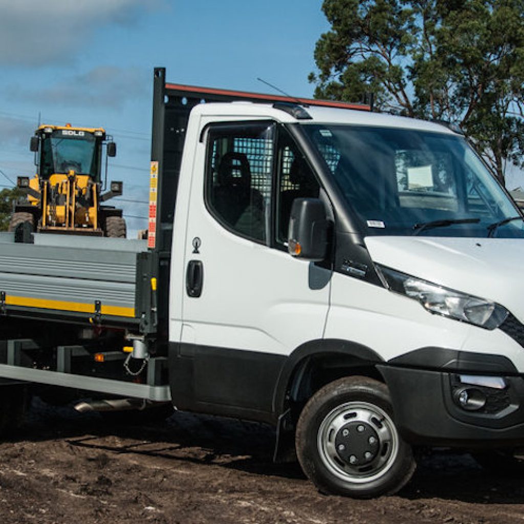 بررسی ایویکو دیلی کمپرسی سه جهته ۲۰۱۶!