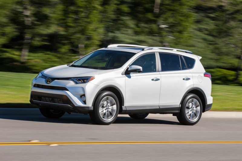 2016-Toyota-RAV4-Limited-front-three-quarter-in-motion-02