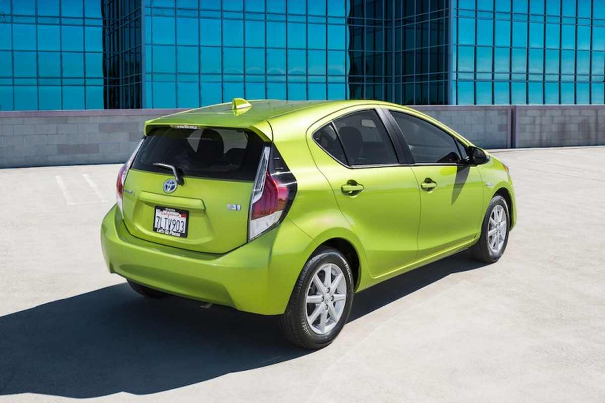 2016_prius_c