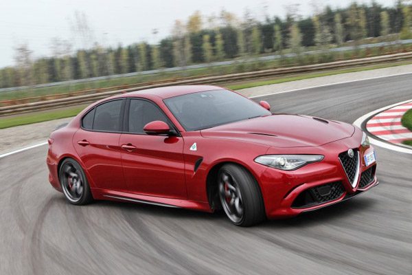 2017-alfa-romeo-giulia-front-three-quarter-in-motion-22-660x440