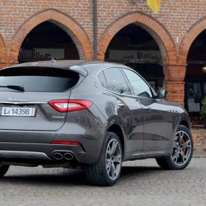 نگاهی کوتاه به طراحی مازراتی لوانته در مقابل رقبای سرسخت خود!