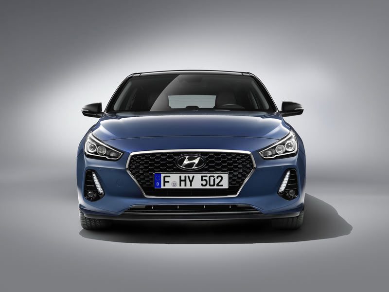 2017-hyundai-i30-1