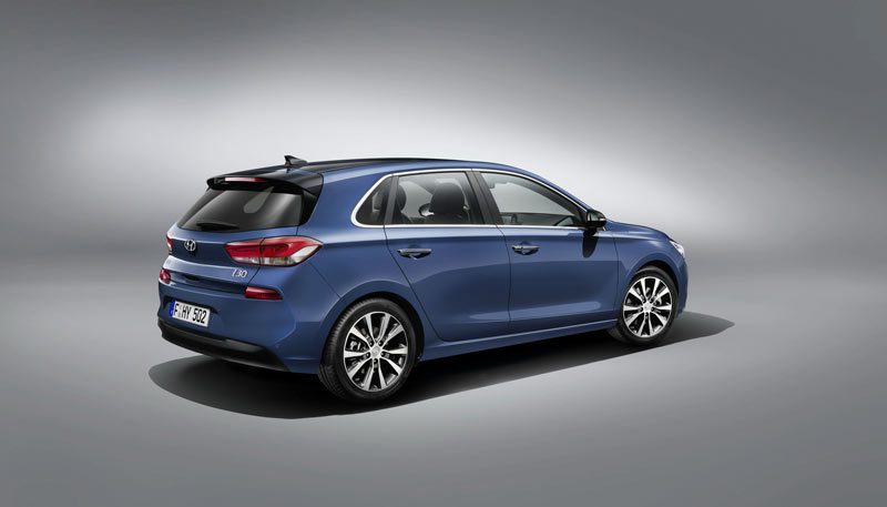 2017-hyundai-i30-3