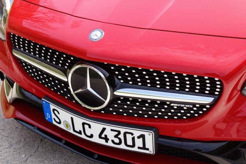 2017-mercedes-benz-slc-class_100552352_m