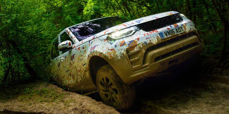 2017_land-rover_discovery_kids_07