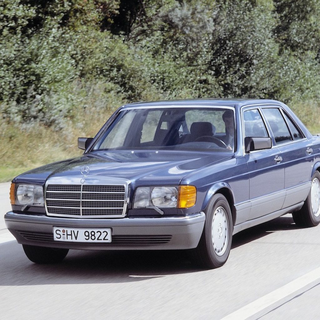 ۱۰ خودروی ماندگار که دیگر آن‌ها را در جاده‌ها نخواهیم دید!