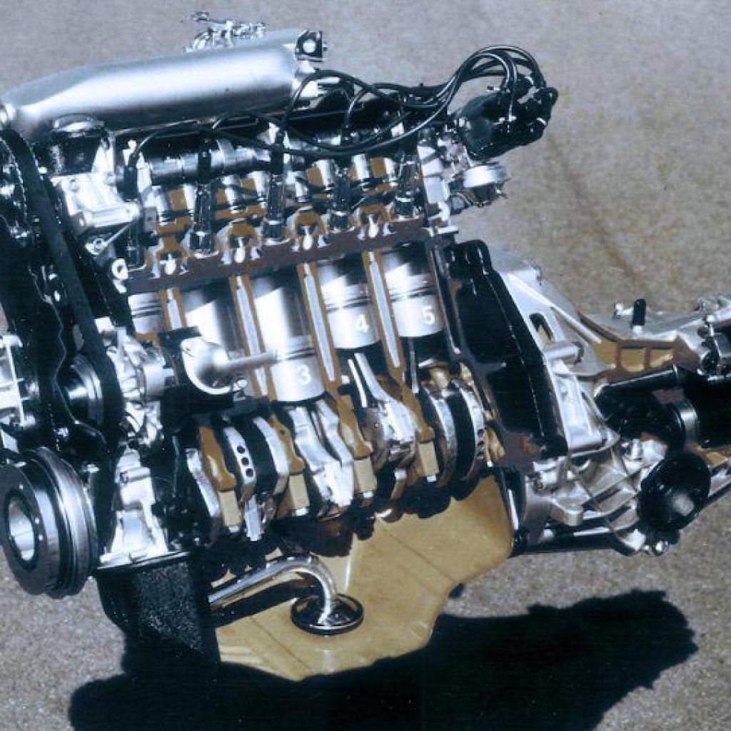 پیشرانه 5 سیلندر آئودی 40 ساله شد!