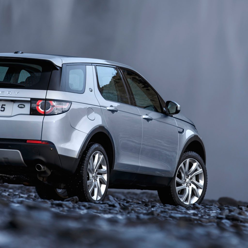 رنج روور و دیسکاوری اسپورت، هیبرید می‌شوند!