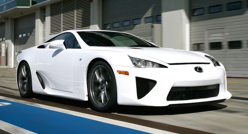 lexus-lfa-2011-1600-07