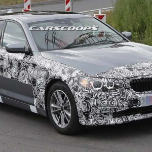 بی ام‌و سری ۵ توسط عکاسان جاسوسی شکار شد!