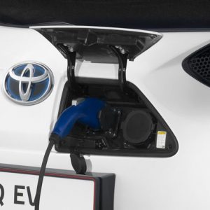 تویوتا: تولید خودروهای برقی ارزانتر از هیبریدی‌ها تمام می شود!