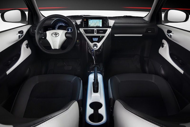 toyota-iq-ev-83