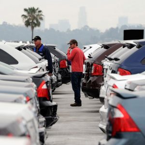 7 دلیل عمده که خریداران از مراجعه به بنگاه‌های خودرو متنفرند!