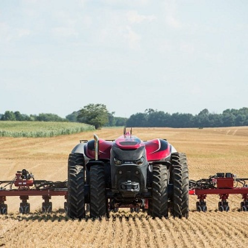 دست پخت جدید خودروسازی جهان؛ تراکتور خودران!