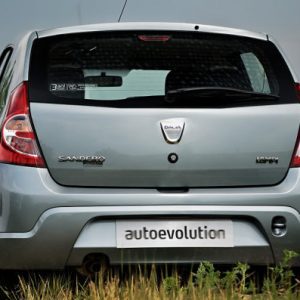 مقایسه ساندرو هاچبک با ساندرو استپ وی: دوقلوهای نا همسان!