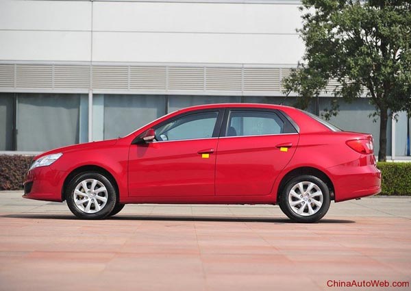 dongfeng-fengshen-s30-2013-003