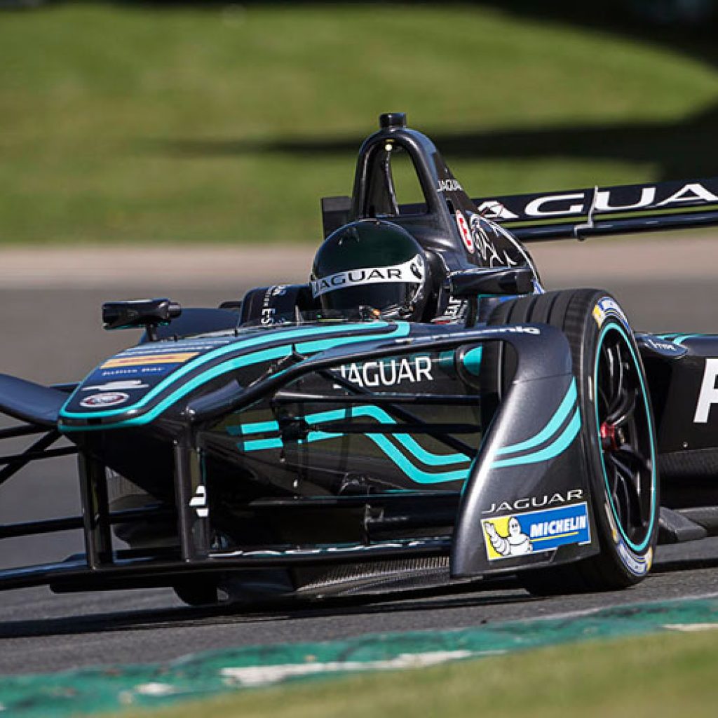 جگوار با I-Type 1 تمام برقی، پا به مسابقات فرمول E می‌گذارد!