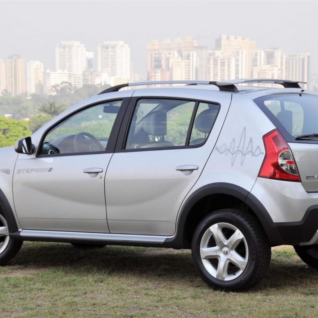 پارس خودرو از رنو ساندرو استپ‌وی (Step Way) رونمایی خواهد کرد!