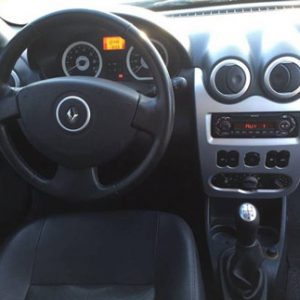 مقایسه ساندرو هاچبک با ساندرو استپ وی: دوقلوهای نا همسان!