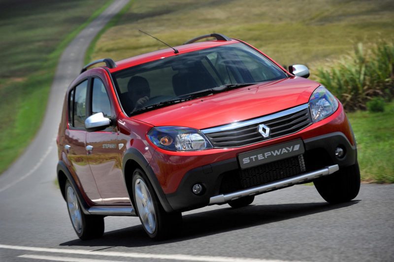 renault_sandero_1st_suv5d-3822