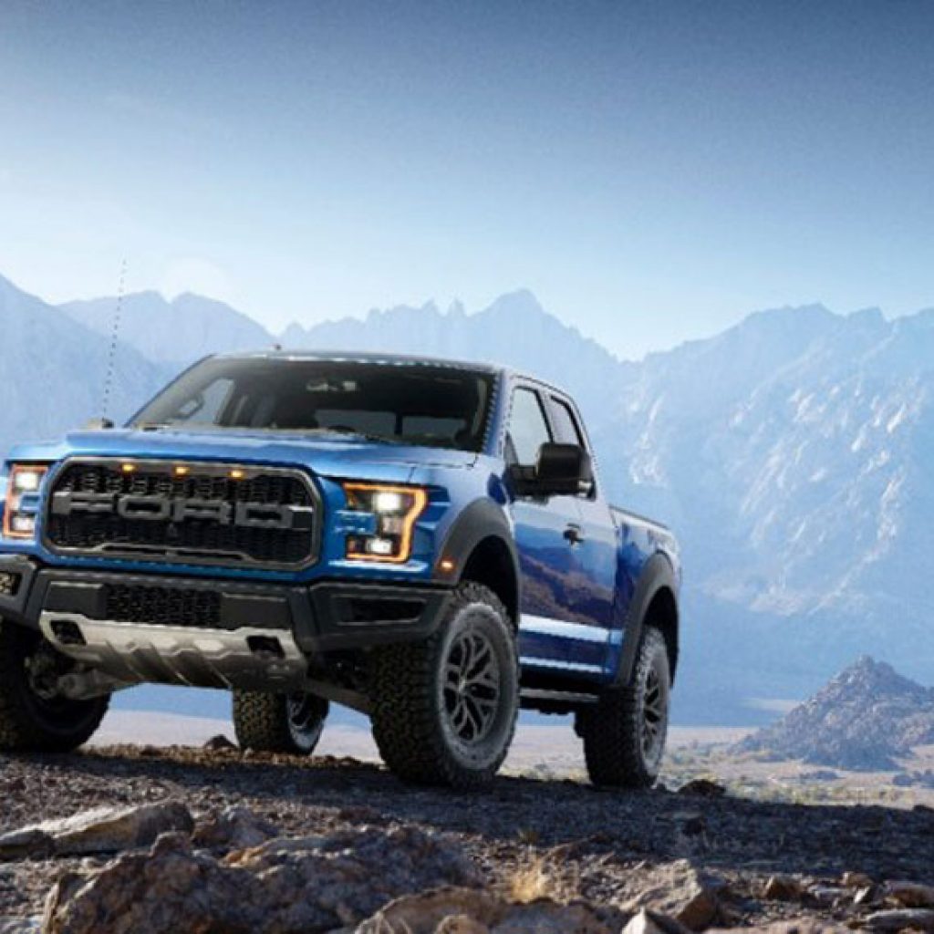 چرا برخی از خودروها، خانم‌ها را به‌خود جذب می‌کنند؟!