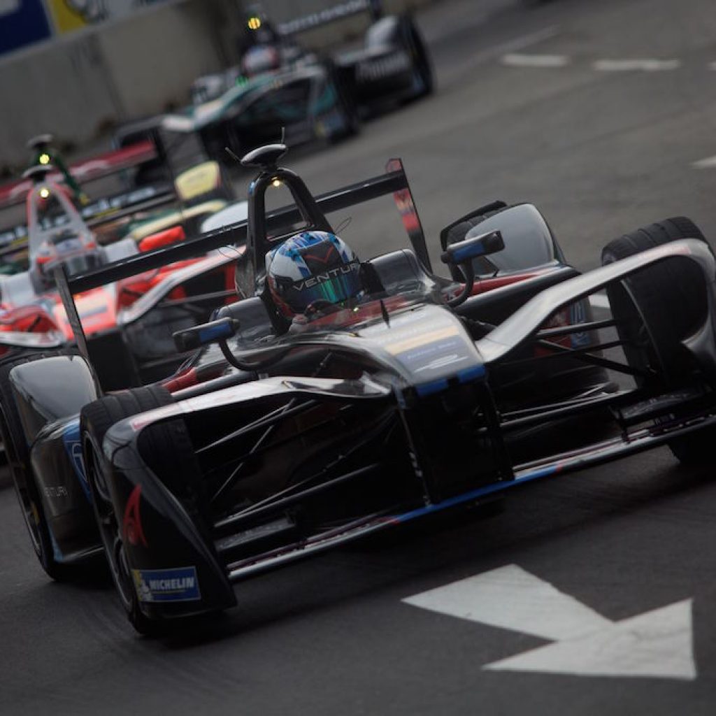 مسابقات فرمول E ماراتن یا دو ۱۰۰ متر؟!