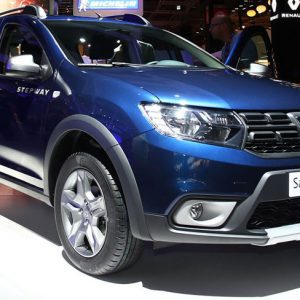 ساندرو استپ‌وی با ظاهری جدید به نمایشگاه خودروی پاریس آمد!