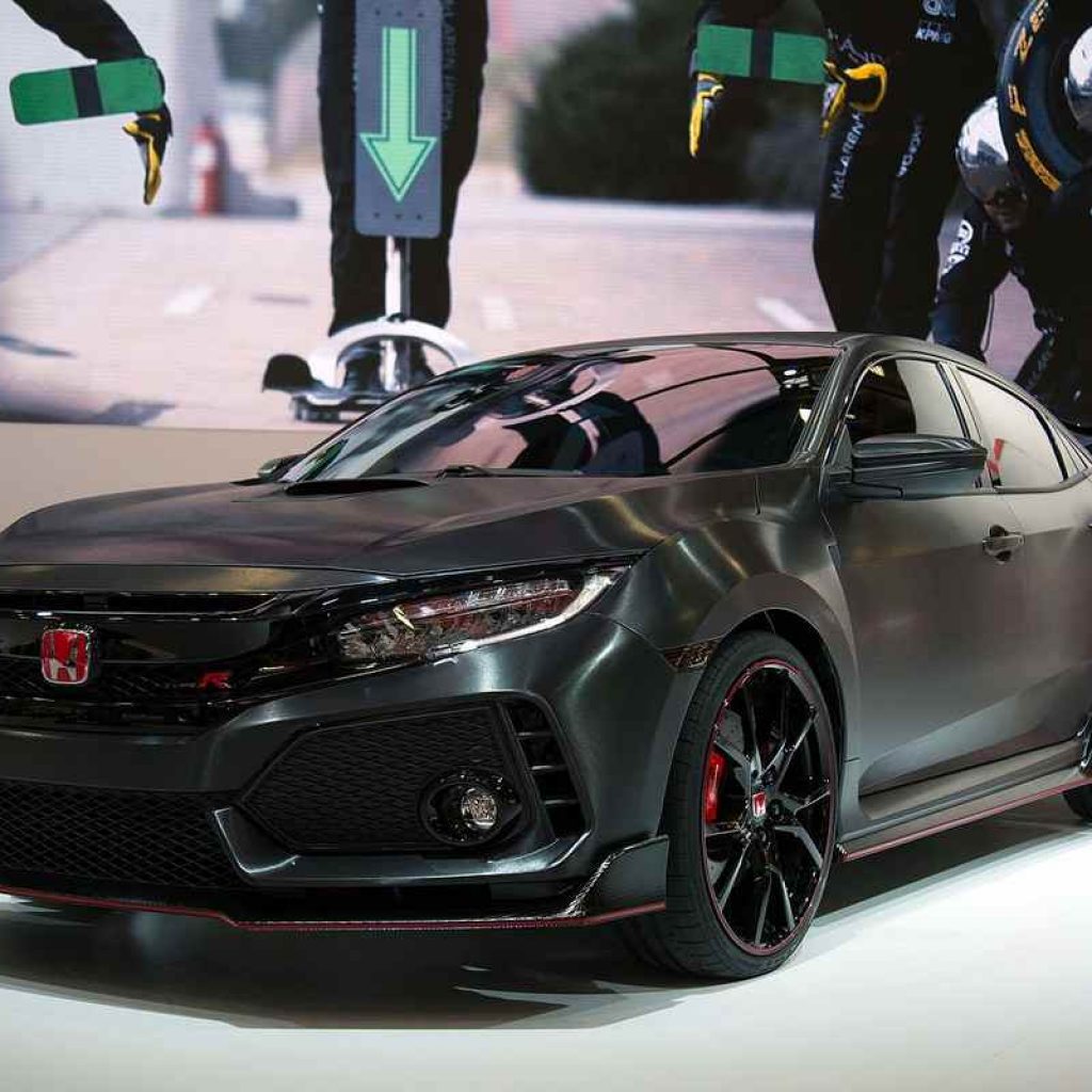 نمایش هوندا سیویک تیپ R جدید در نمایشگاه خودرو پاریس!