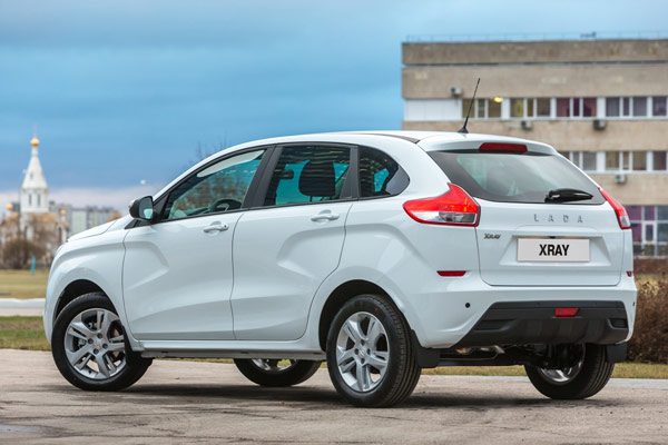 lada-xray-rear-three-quarter-press-image