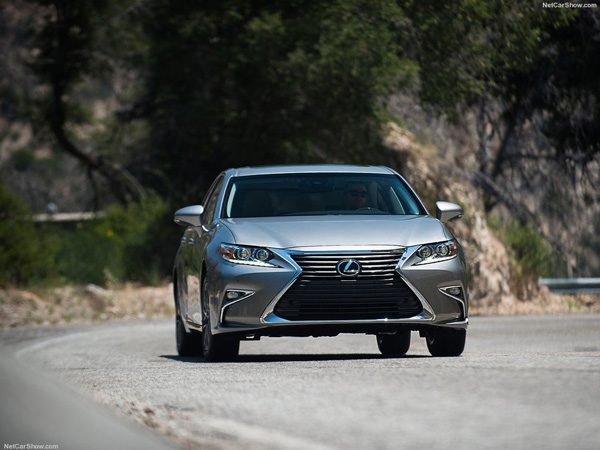 کدام خودروهای مهم و پر فروش ورودشان به کشور ممنوع شده است؟