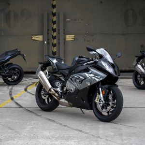 بی‌ام‌و از موتورسیکلت‌های اسپرت جدید و به‌روز شده خود رونمایی کرد