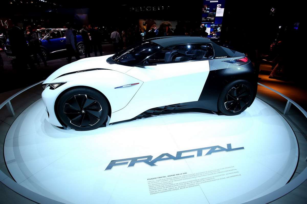 peugeot-fractal-livepics-paris-2