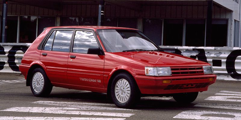 toyota-corolla-ae80-1985