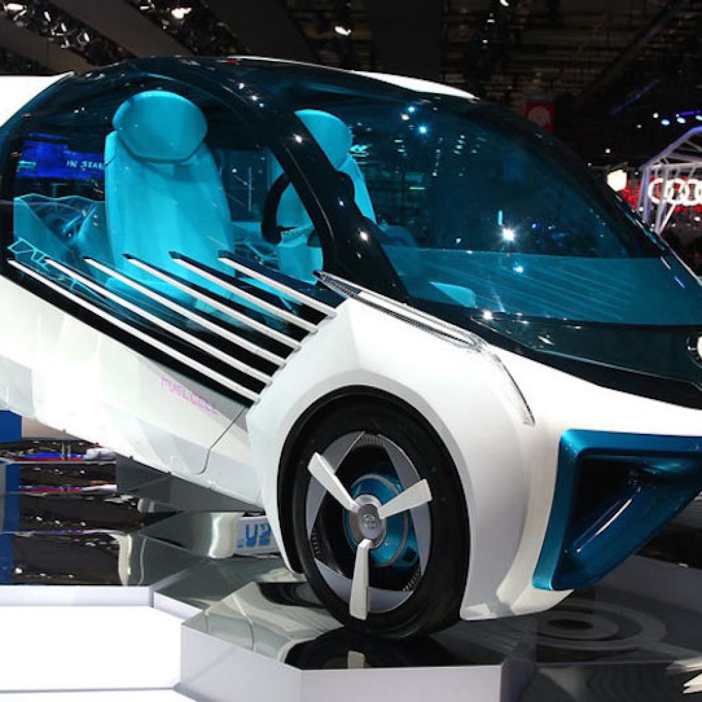 کانسپت تویوتا FCV پلاس به نمایشگاه خودرو پاریس راه یافت!