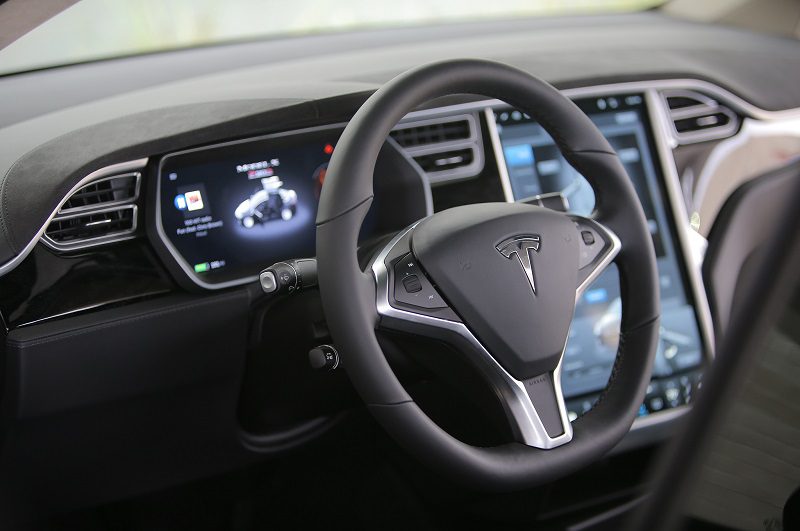 ۲۰۱۶-tesla-model-x-interior-2-jpg