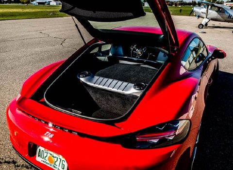 ۲۰۱۷-porsche-718-cayman-6mt-136-876x535