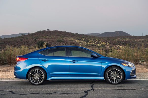 2017-hyundai-elantra-sport-6