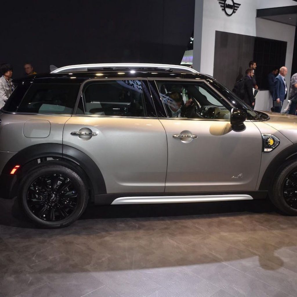 ورود مینی کوپر کانتری‌من S E All4 به نمایشگاه خودرو لس‌آنجلس!