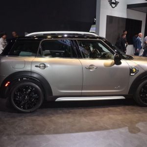 ورود مینی کوپر کانتری‌من S E All4 به نمایشگاه خودرو لس‌آنجلس!