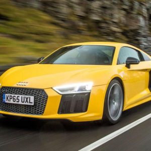 نگاهی به آئودی R8!