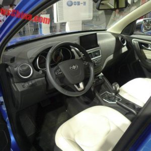 بسترن X40؛ ارمغان جدید FAW در شاسی بلندهای چینی!