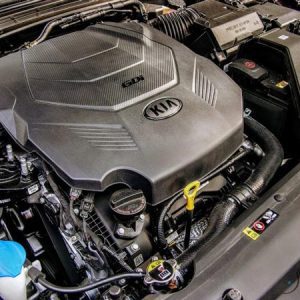 بررسی کیا کادنزا ۲۰۱۷؛ یک سدان لوکس و بی‌حاشیه!