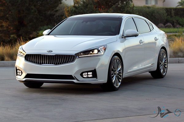 ۲۰۱۷-kia-cadenza-front-three-quarter-13-e1471470637542