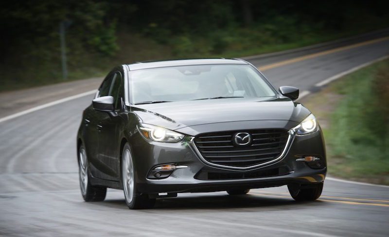 ۲۰۱۷-mazda-3-101-876x535