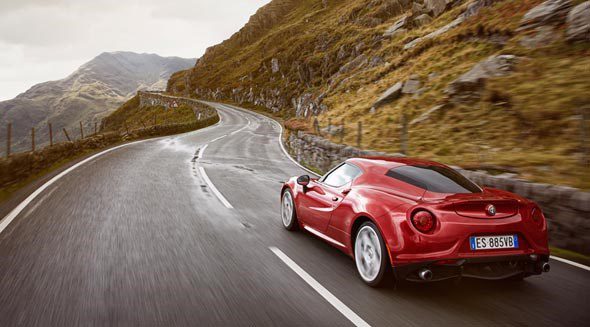 ۸-alfa-romeo-4c_590